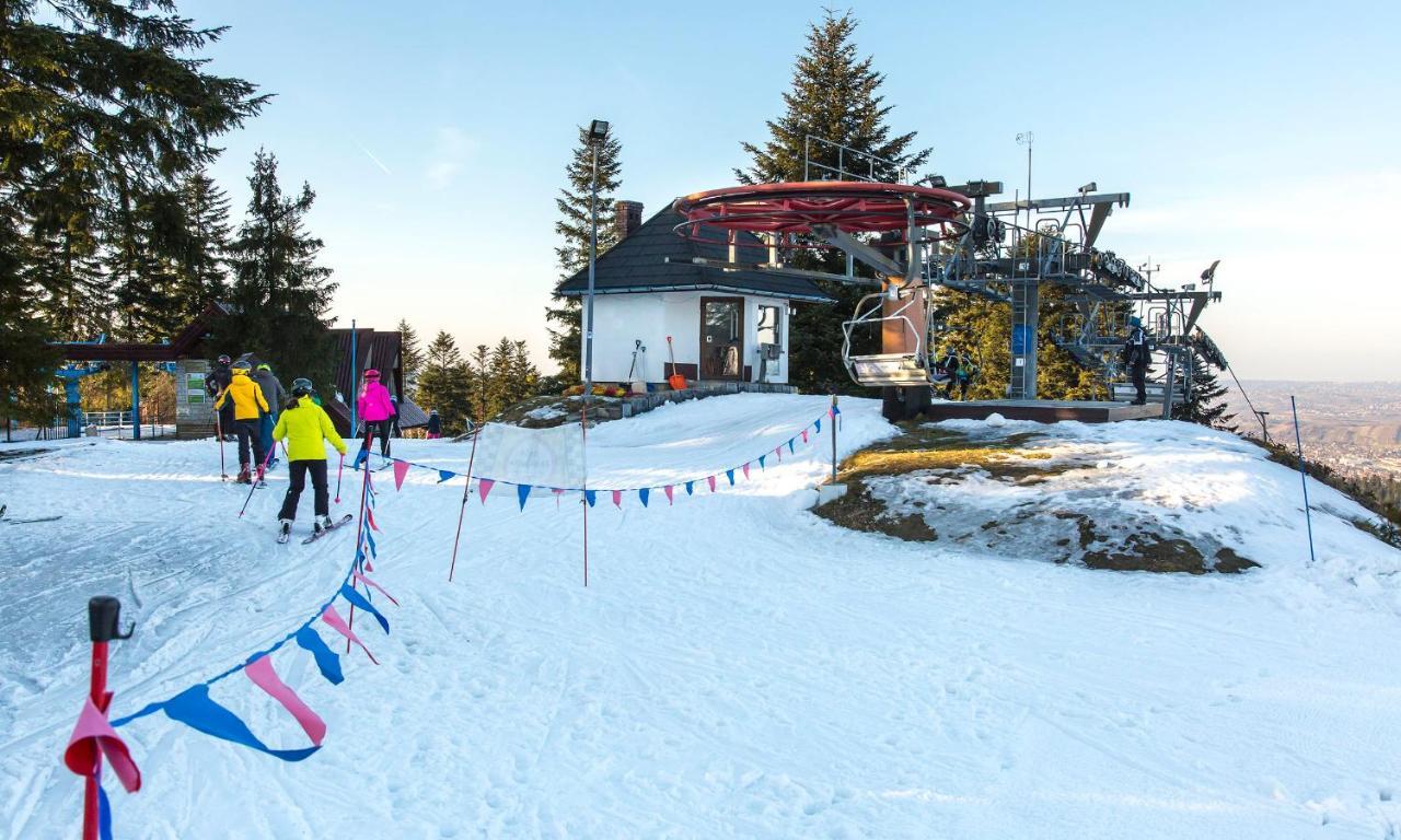 Sloneczny Chelm - Apartamenty W Gorach, Prywatna Sauna Jacuzzi Balia W Cenie, Spa, Grill, Stok Narciarski Myslenice, Sciezki Rowerowe, Rzeka Raba, Widok Na Tatry Exterior photo